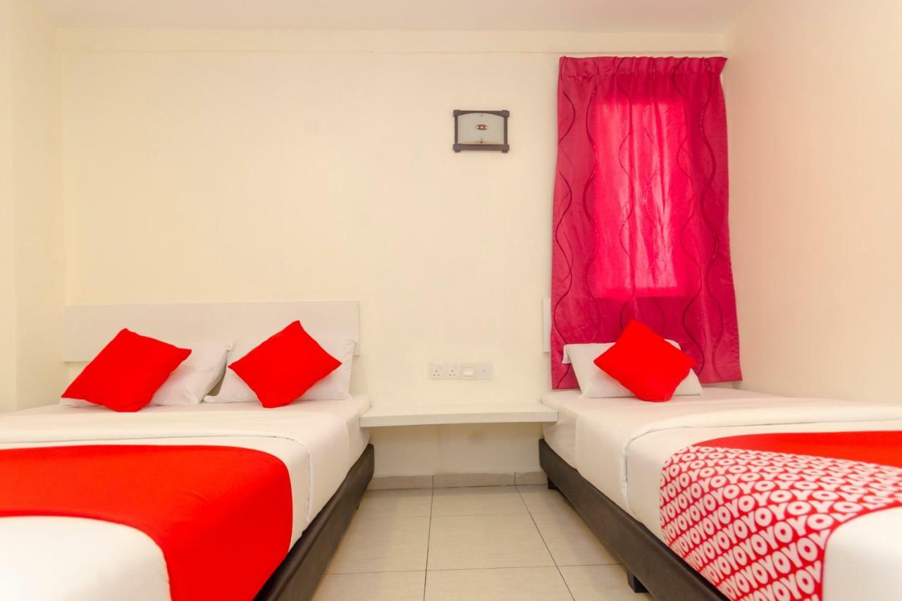 Oyo 1010 Skudai Hotel Luaran gambar