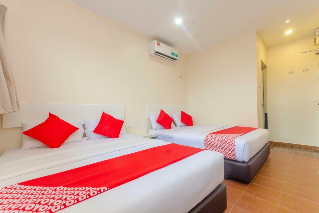 Oyo 1010 Skudai Hotel Luaran gambar