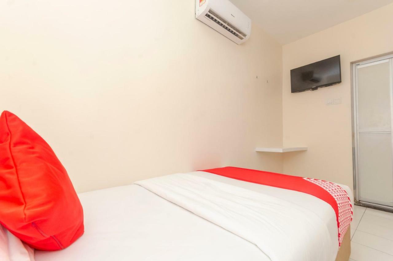 Oyo 1010 Skudai Hotel Luaran gambar